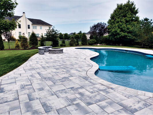 Alpine Ridge Oceanic in blue pool decking